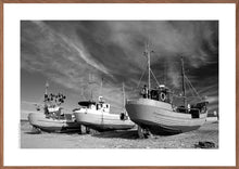 Indlæs billede til gallerivisning Plakat med fiskebåde på Thorup Strand, Denmark