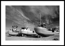 Indlæs billede til gallerivisning Plakat med fiskebåde på Thorup Strand, Denmark
