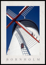 Indlæs billede til gallerivisning Plakat med den gamle Gudhjem Vindmølle, Danmark
