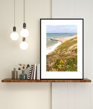 Indlæs billede til gallerivisning Plakat med høfterne ud fra stranden ved Bovbjerg Fyr, Danmark
