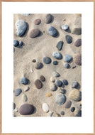 Småsten ved strandkanten